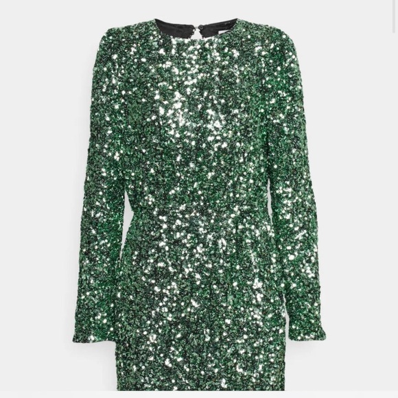 Green sequin dress. - Picture 5 of 6